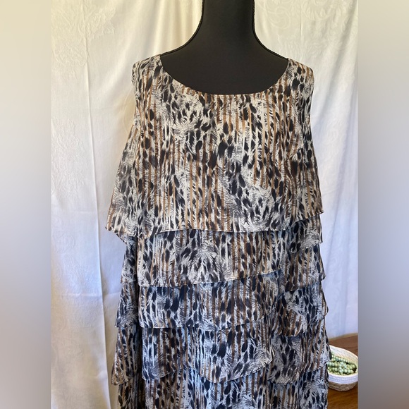 Dressbarn Size 18 Animal Print Sleeveless Tiered Ruffle Dress Party Cruise Midi - Picture 2 of 10